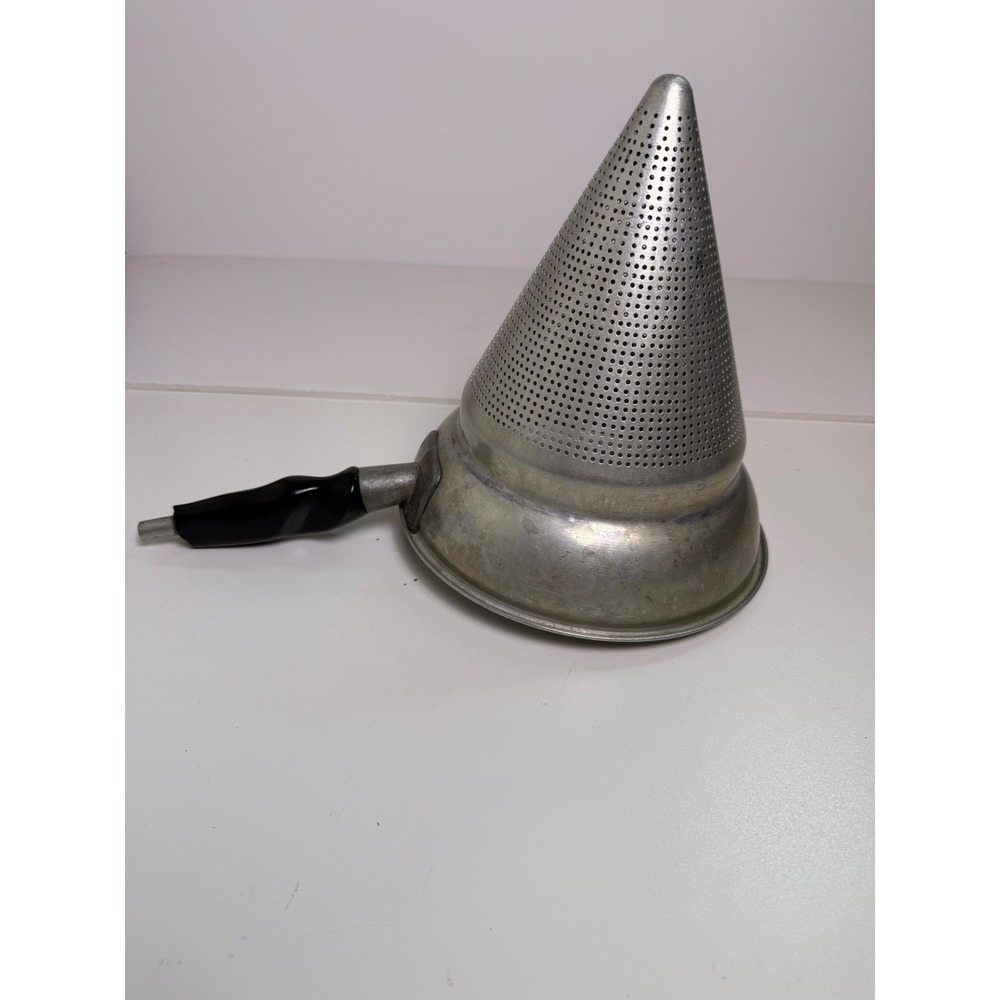 Vintage WearEver Aluminum‎ Cone Strainer Sieve with Black Handle 7.5 Inch